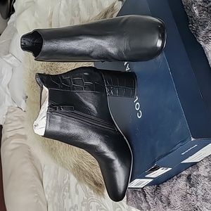 NIB Nella leather bootie
